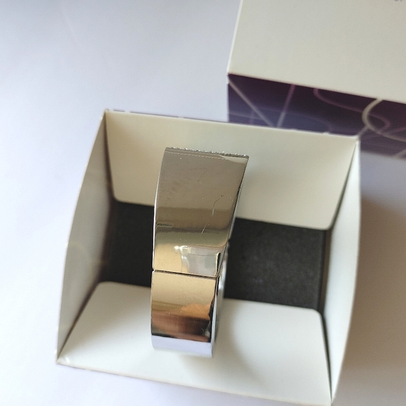 Lia Sophia Silver Dynasty Cuff Bracelet Rinestones - Picture 8 of 8